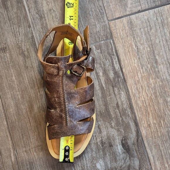 7/7.5 Diba True Genuine Leather Gladiator Sandals, Double Buckle Closure - Picture 10 of 13